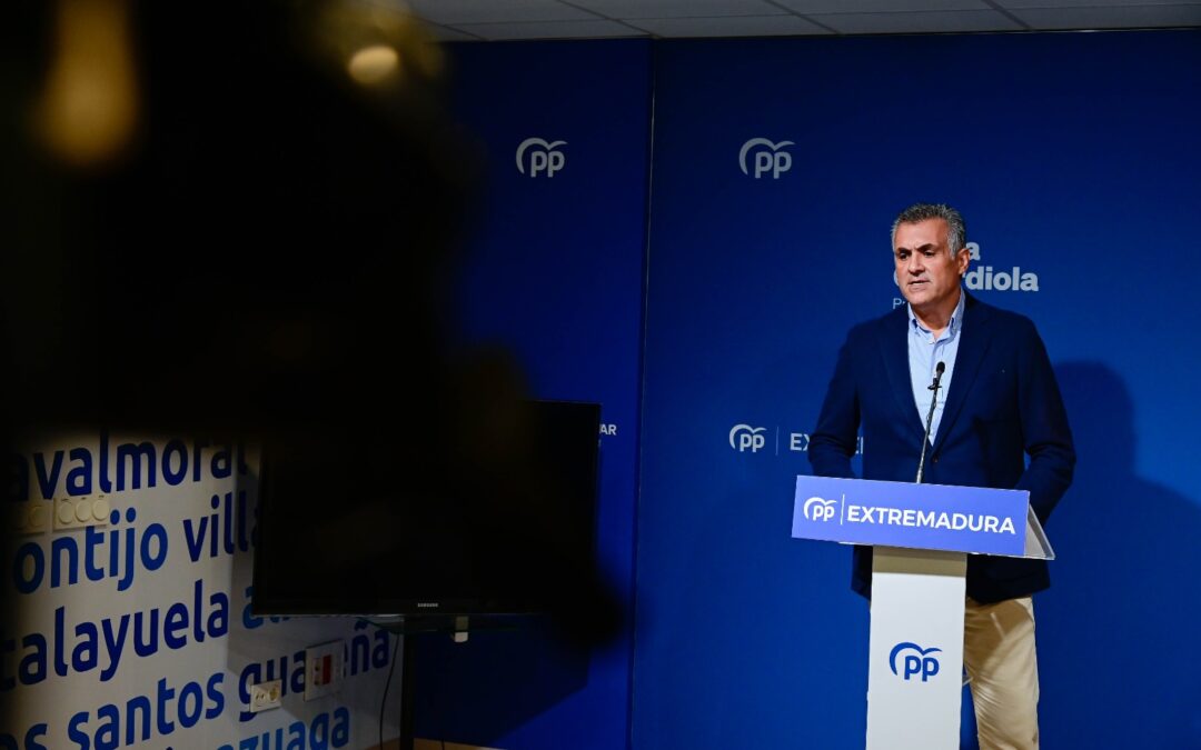 El PSOE engaña a su militancia al pedirles opinión de unos pactos que ya están cerrados