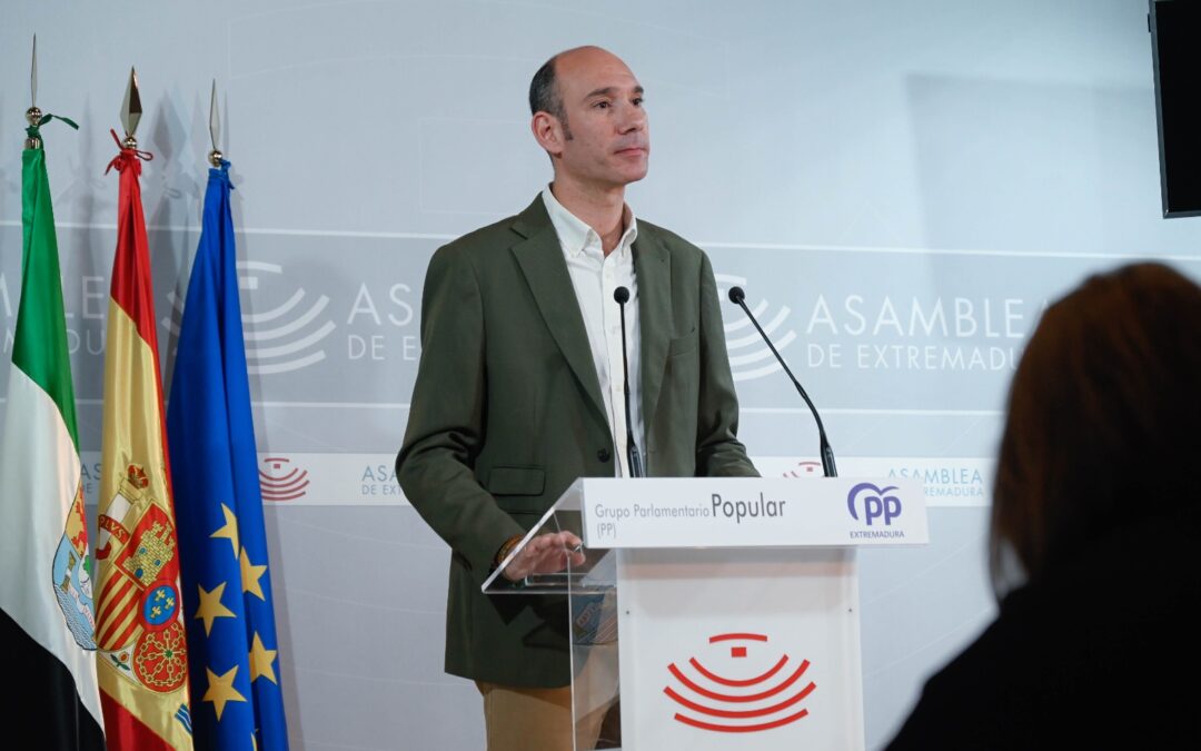 Extremadura sigue perjudicada en materia ferroviaria por un Gobierno que sólo piensa en aprobar la ley de amnistía