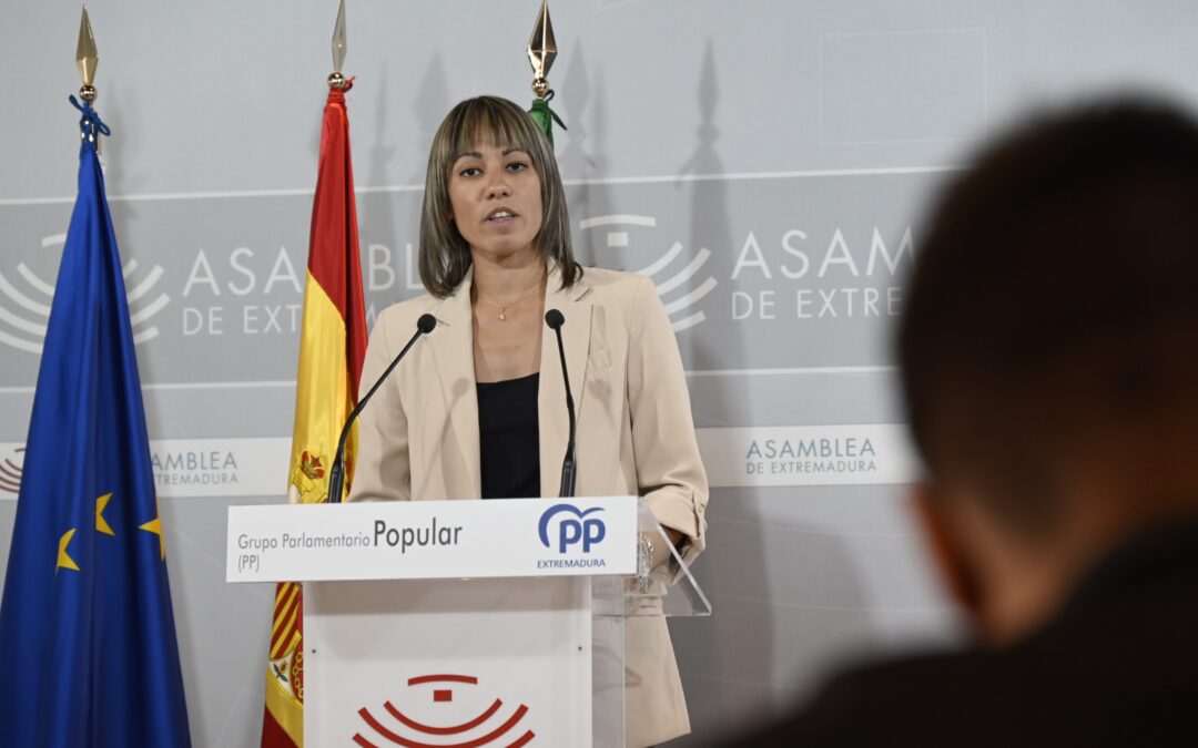 El PP asegura que Extremadura sigue en el camino correcto: 10.400 desempleados menos y el mayor número de mujeres trabajando de la historia