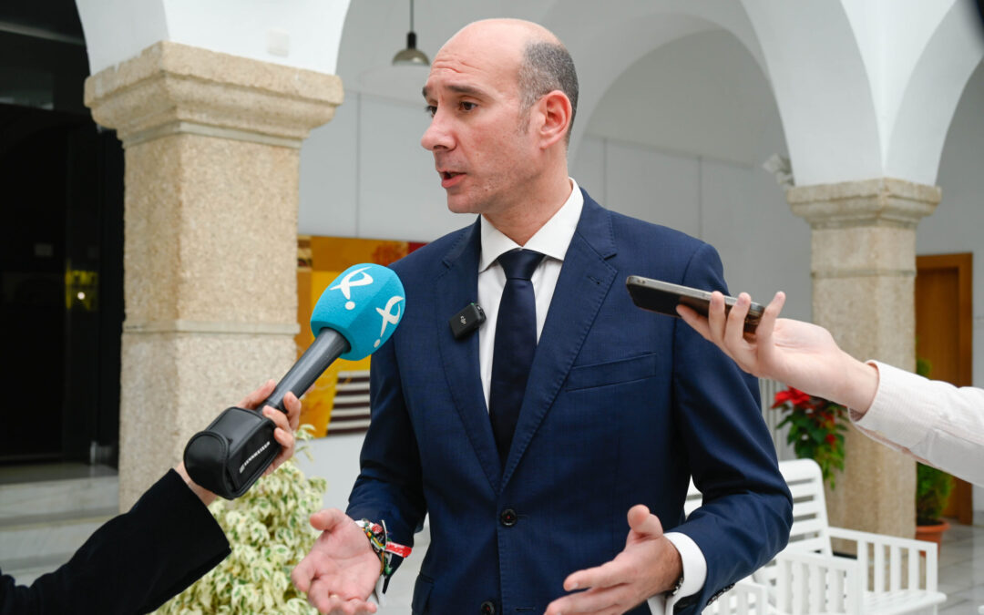 El PP crítica la falta de imparcialidad de la presidenta de la Asamblea permitiendo hablar de cuestiones que no se ceñían a la pregunta