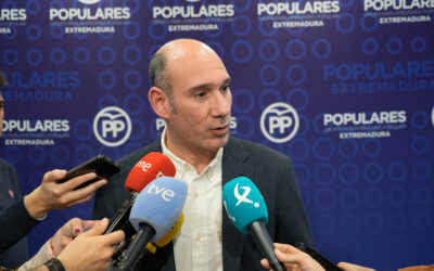 El PP alaba que María Guardiola vuelva a bajar los impuestos, ahora en vivienda y a los pacientes de ELA