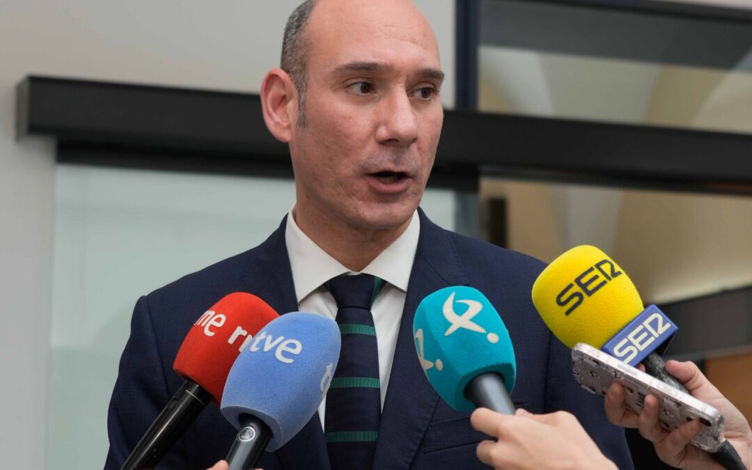 El PP explica que las acciones legales de Morán son consecuencia de la política destructiva del PSOE extremeño