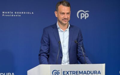 Luis Miguel Núñez debuta como portavoz del PP de Extremadura reivindicando una política “cercana” y defendiendo unos presupuestos “útiles” para la región